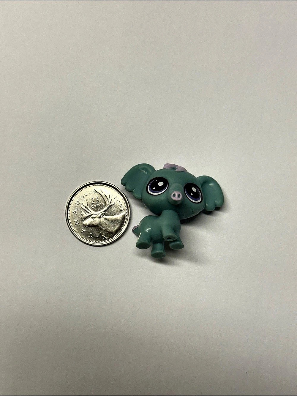 Hasbro Littlest Pet Shop #333 Malik Greystone Elephant Green & Pink Figure